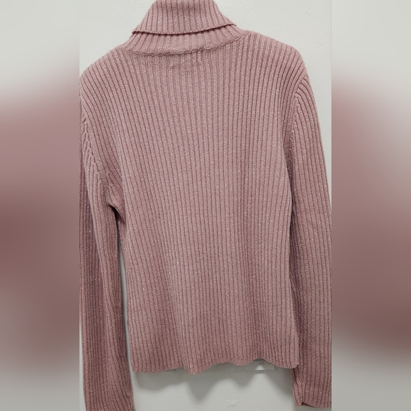 3 pcs for $15 bundle. Fairweather winter top, Blk, M and Pink, L - Picture 7 of 7